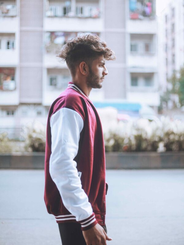 Premium Maroon Varsity Jacket ā 320 GSM Fleece