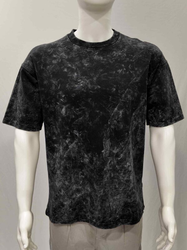 Black Acid Wash T-Shirt ā 260 GSM 100% Cotton